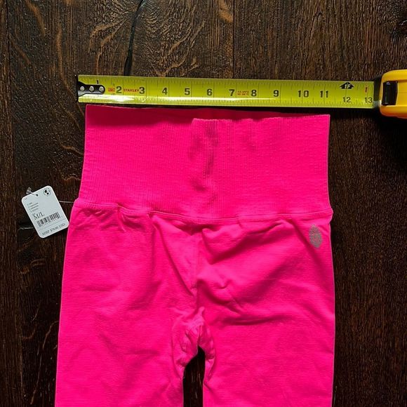 FP Movement High-Rise 7/8 Good Karma Legging - Size M/L - Picture 4 of 9